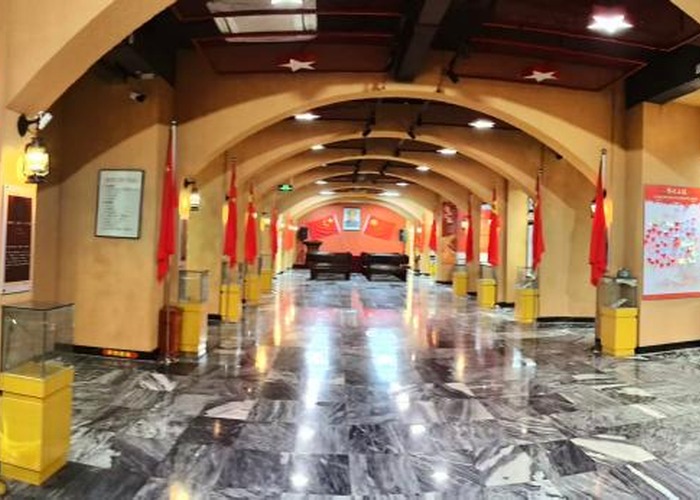 历史照片展示区